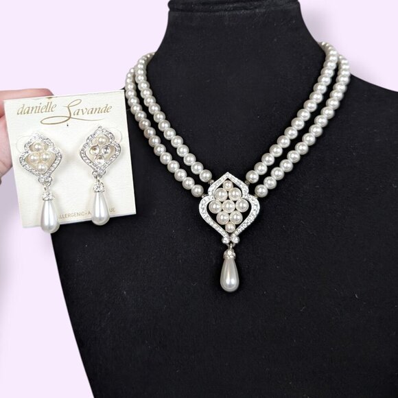 V. Danielle Savande 2-Strand Faux Pearl Choker Necklace - Picture 7 of 7